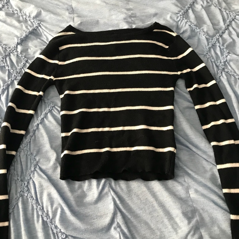 Cropped sweater